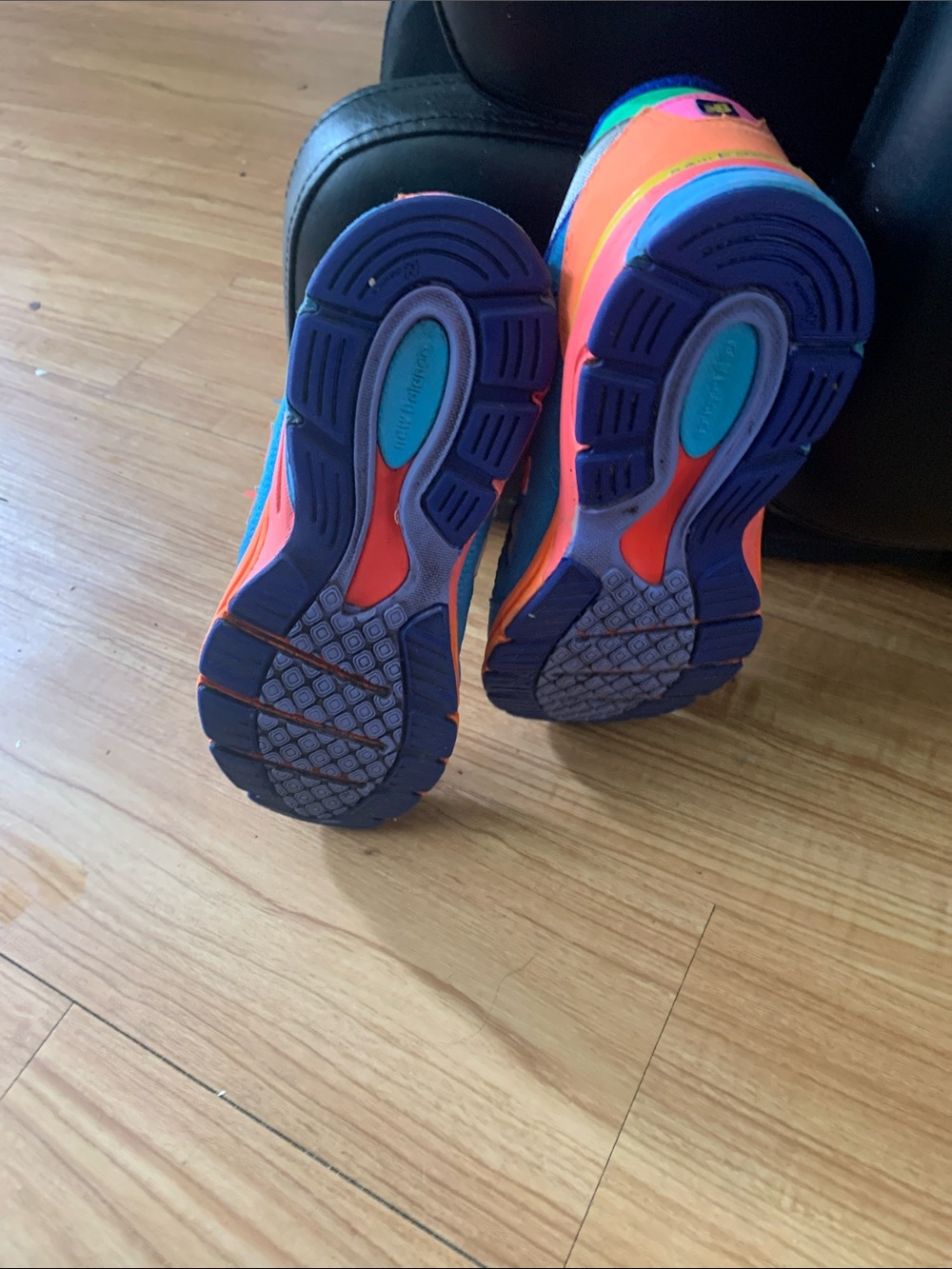 New Balance Kids Blue Sneakers with Yellow Laces and Pink Accents - Picture 4 of 8